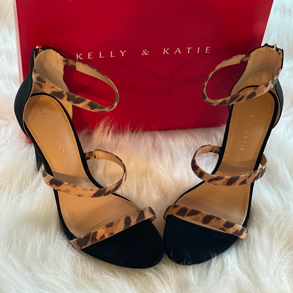 Kelly & Katie- Courtnee Black and Leopard Heels, size 8 1/2